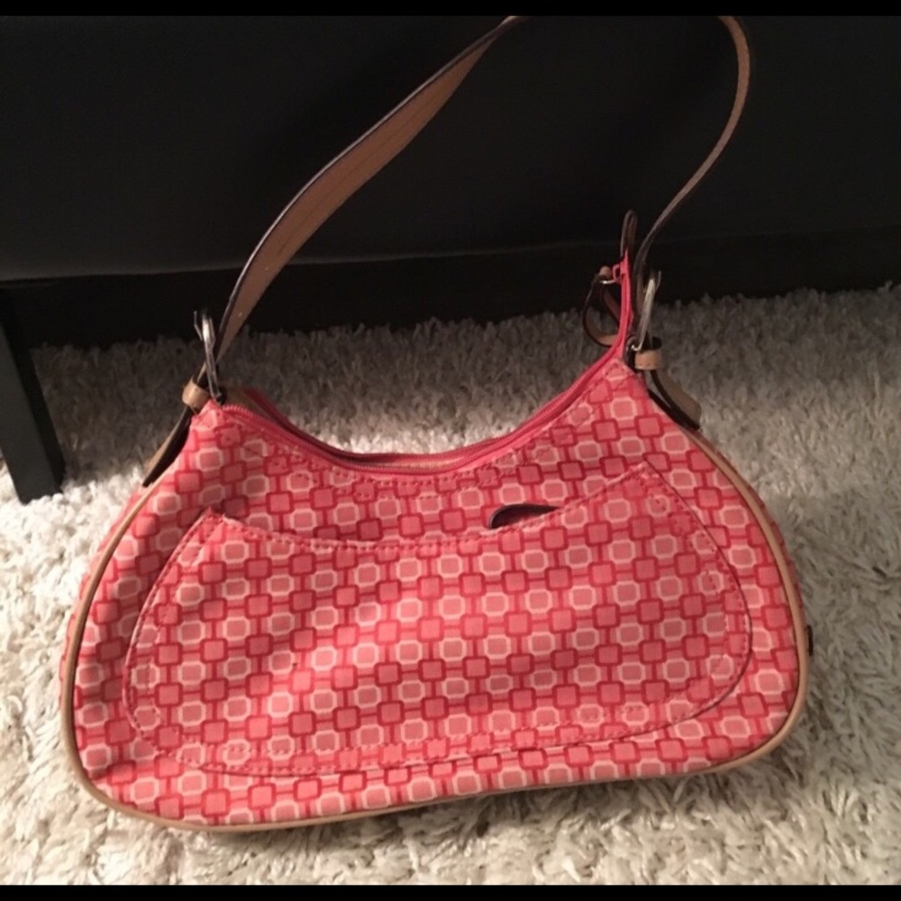 Nine West small handbag in coral, cream, and tan.